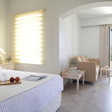 Costa Rossa Boutique - Adults Only Otel 4*