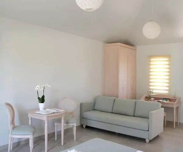 Costa Rossa Boutique - Adults Only Lixouri